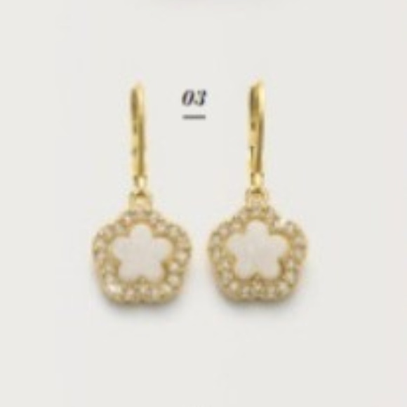 YANBAL Gold color Jewelry Set - Picture 3 of 7